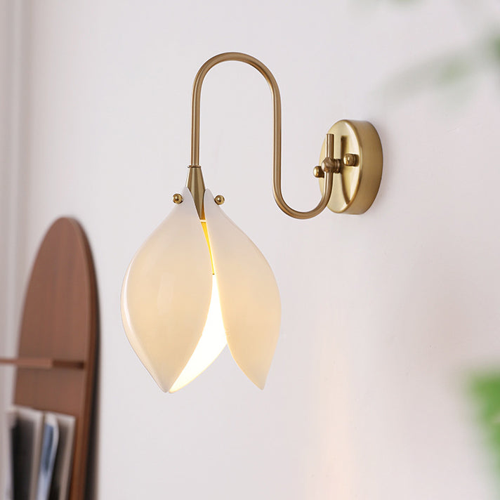 Curved Ceramic Shade Iron Frame 1-Light Wall Sconce Lamp