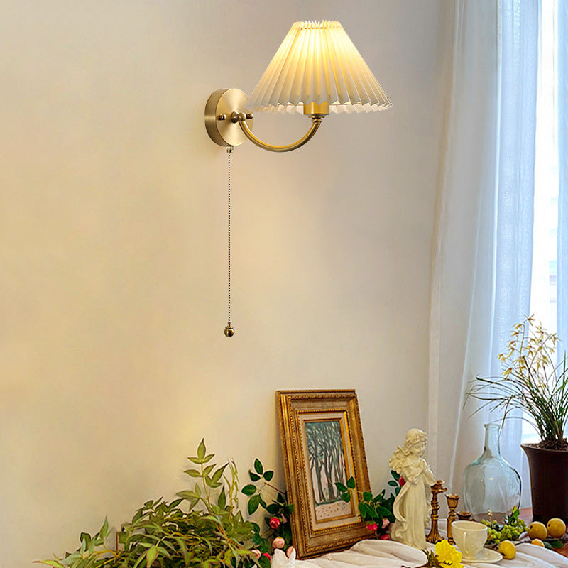 Round Shade Full Copper Frame 1-Light Wall Sconce Lamp
