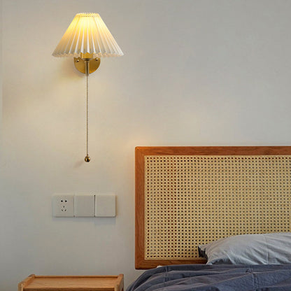 Round Shade Full Copper Frame 1-Light Wall Sconce Lamp