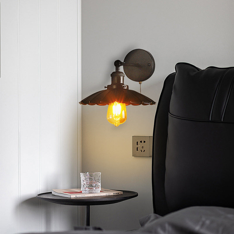 Traditional Round Petal Iron 1-Light Wall Sconce Lamp