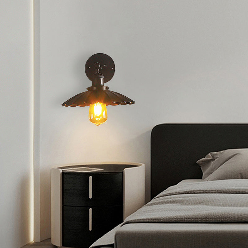 Traditional Round Petal Iron 1-Light Wall Sconce Lamp