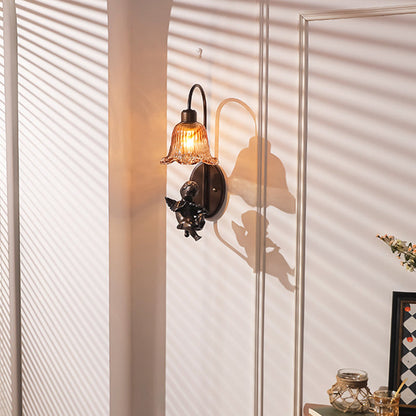 French Resin Glass Petal-Shaped 1-Light Wall Sconce Lamp