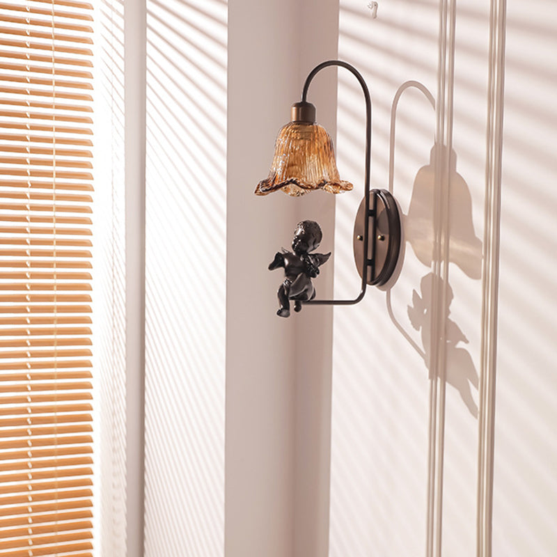 French Resin Glass Petal-Shaped 1-Light Wall Sconce Lamp
