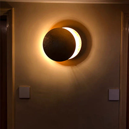 Contemporary Scandinavian Round Iron LED Wall Sconce Lamp