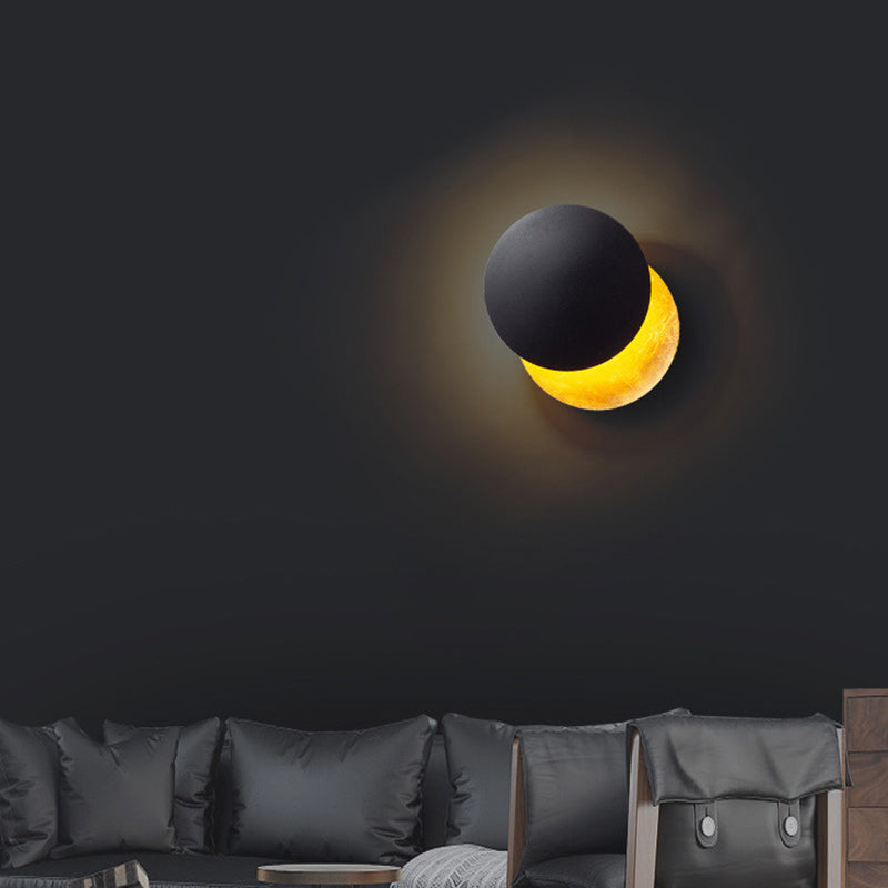 Contemporary Scandinavian Round Iron LED Wall Sconce Lamp
