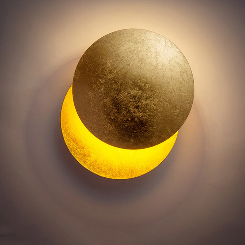Contemporary Scandinavian Round Iron LED Wall Sconce Lamp