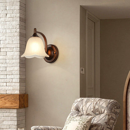Traditional Trapezoid Iron Glass 1-Light Wall Sconce Lamp