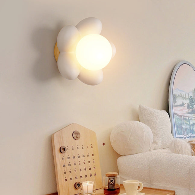 Nordic Flower Wood Resin 1-Light Wall Sconce Lamp
