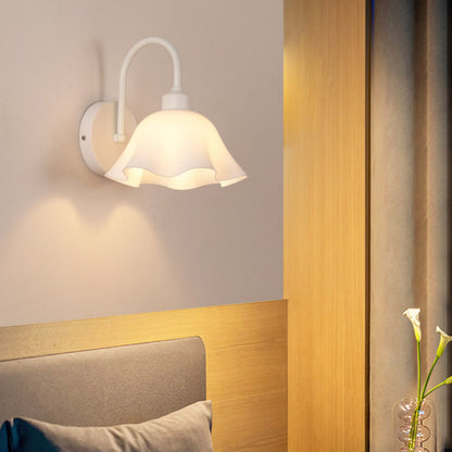 Nordic Acrylic Glass Flower Iron 1-Light Wall Sconce Lamp