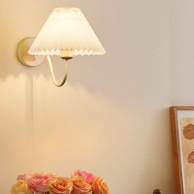 Nordic Drum Pleated Fabric Iron 1-Light Wall Sconce Lamp