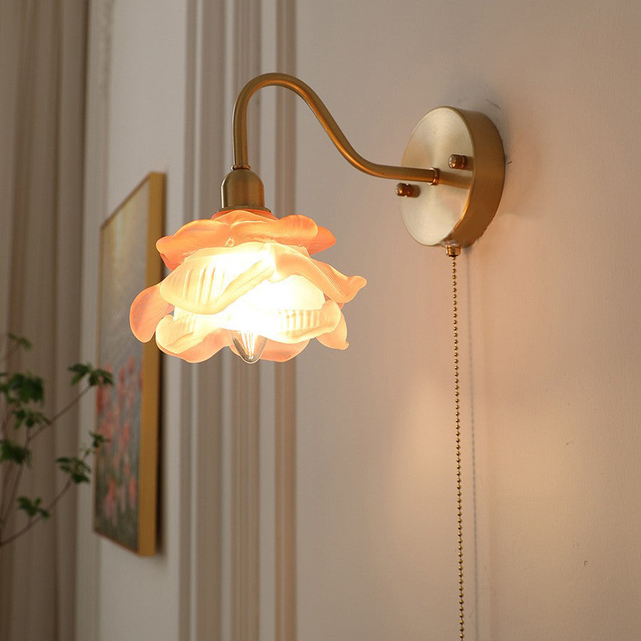 Pull Jellyfish Shape Brass Glass 1-Light Wall Sconce Lamp