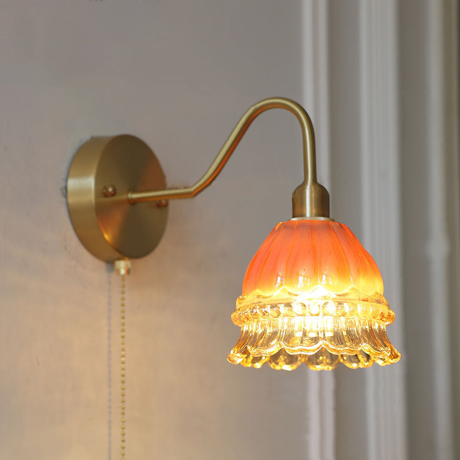 Pull Jellyfish Shape Brass Glass 1-Light Wall Sconce Lamp