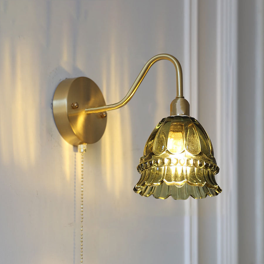 Pull Jellyfish Shape Brass Glass 1-Light Wall Sconce Lamp