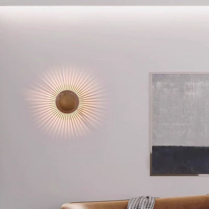 Creative Aluminum Round Sunflower LED Wall Sconce Lamp
