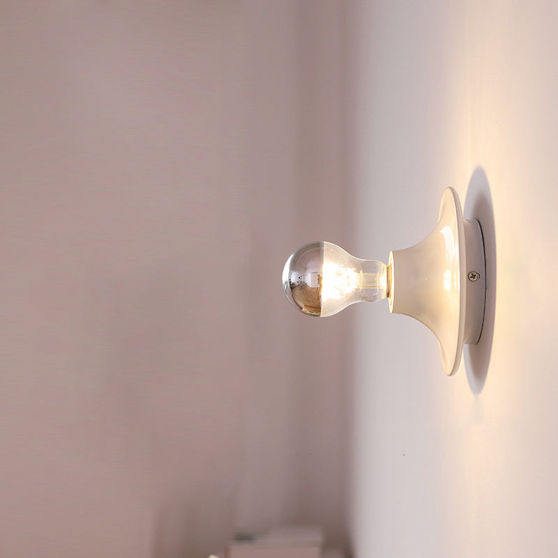 Modern Mid-Century UFO Shape Iron 1-Light Wall Sconce Lamp