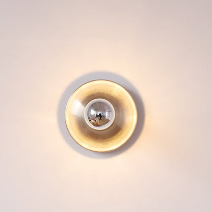 Modern Mid-Century UFO Shape Iron 1-Light Wall Sconce Lamp