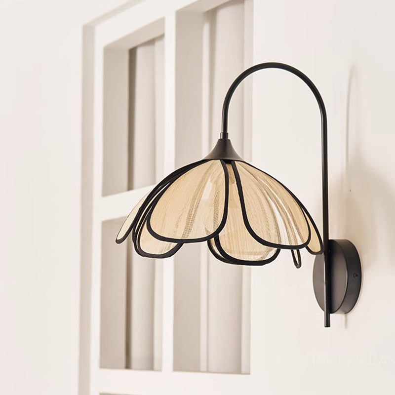 Art Petal Disc Base Iron Fabric 1-Light Wall Sconce Lamp