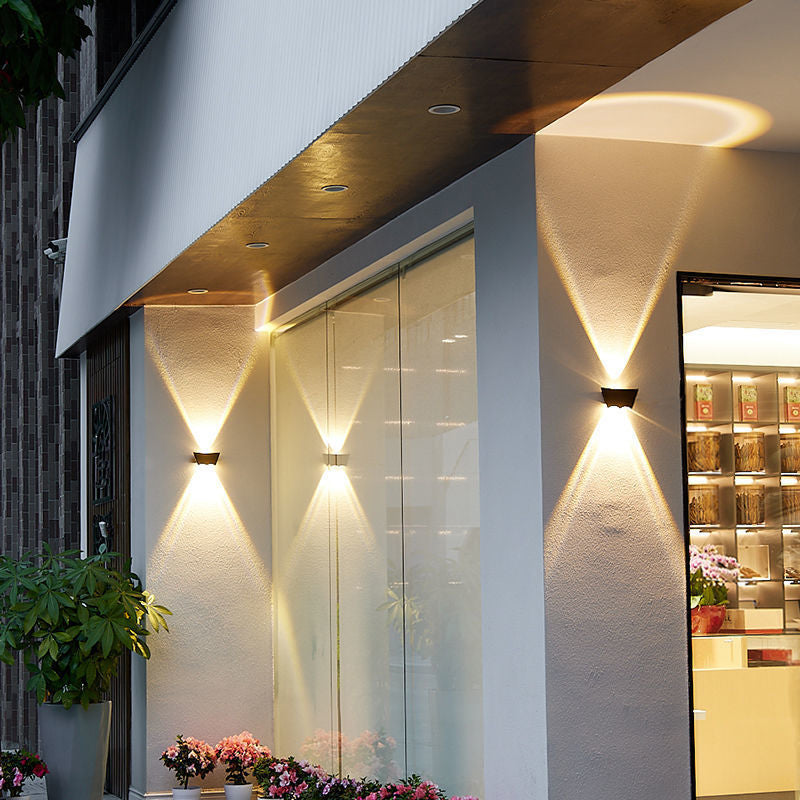 Waterproof Die-Cast Aluminum LED Outdoor Wall Sconce Lamp