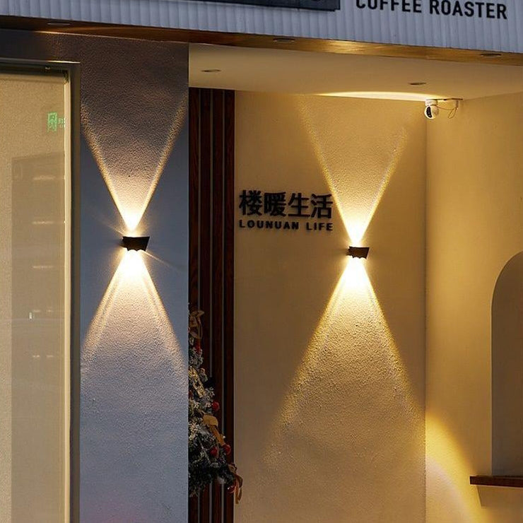 Waterproof Die-Cast Aluminum LED Outdoor Wall Sconce Lamp
