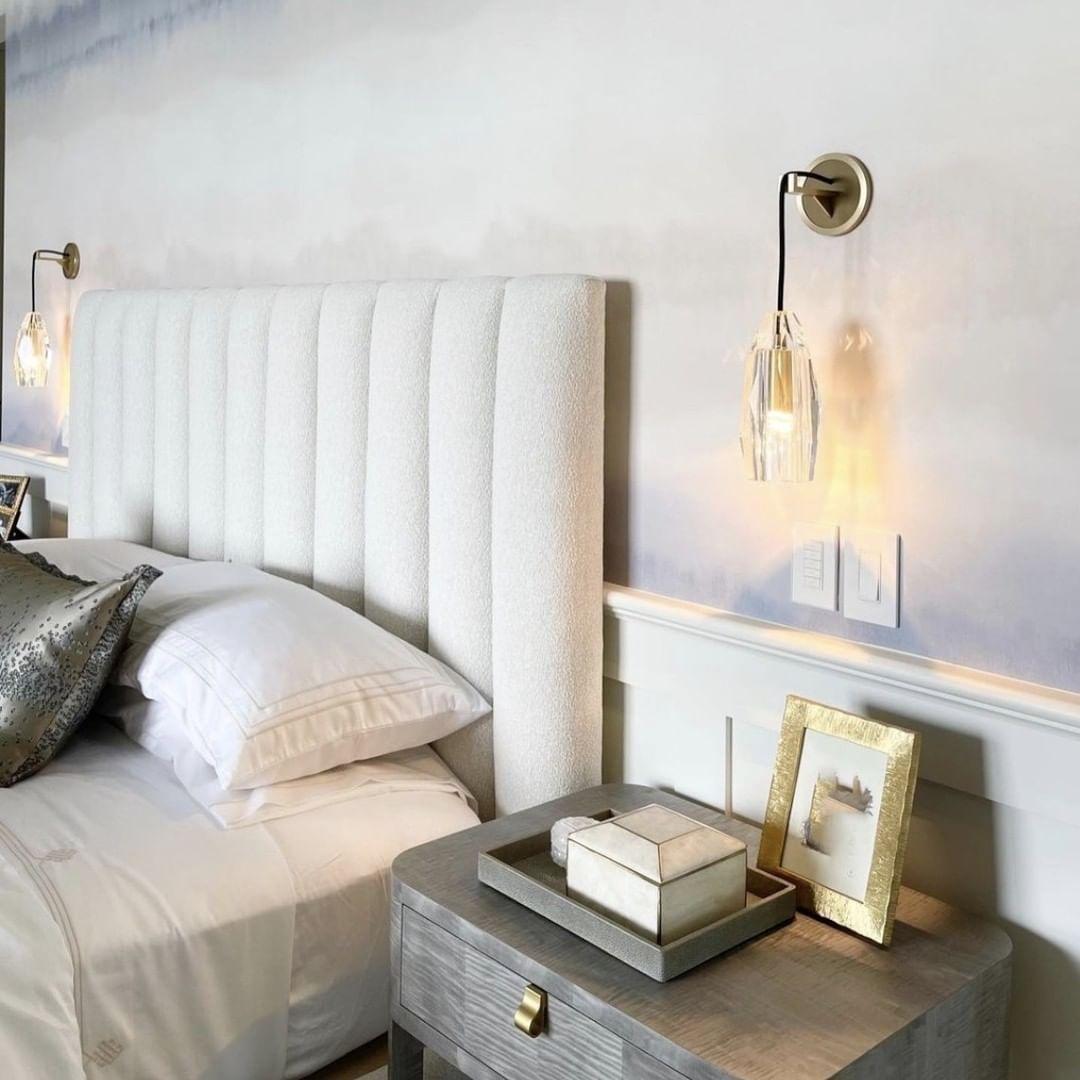 Dazzling Stone Shade Copper 1-Light Wall Sconce Lamp
