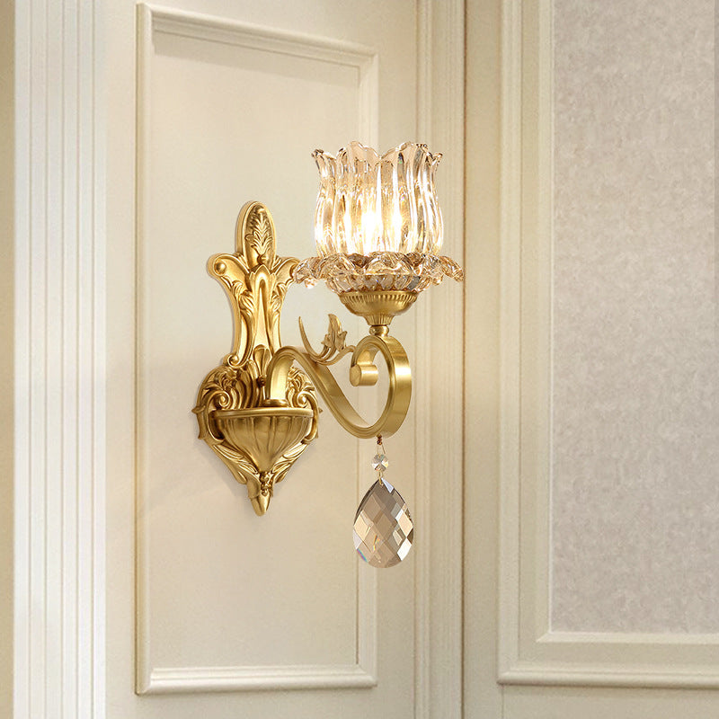 Gold-Finished Floral Glass Shade 1-Light Wall Sconce Lamp