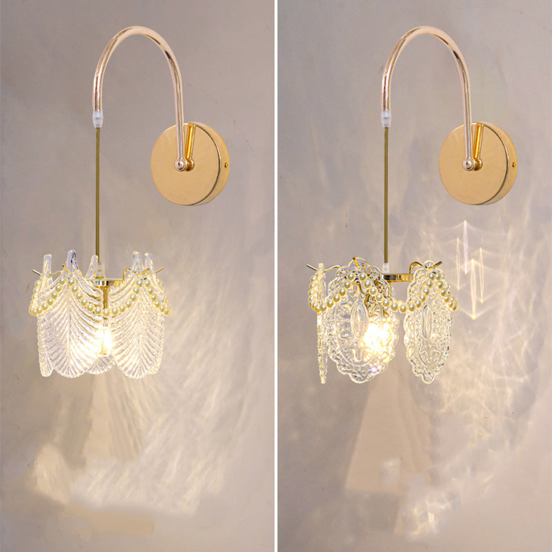 Luxury Shell Feather Glass Shade 1-Light Wall Sconce Lamp