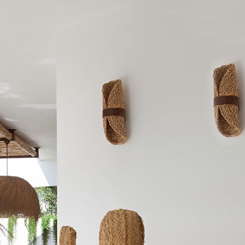 Straw Cattail Hat Shade Solid Wood 1-Light Wall Sconce Lamp