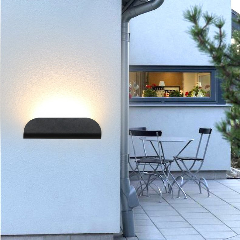 Minimalist Curved Aluminum LED Waterproof Wall Sconce Lamp