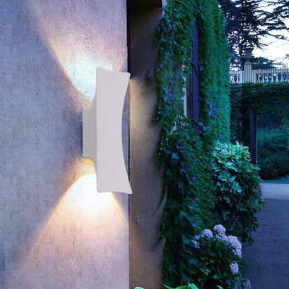 Curved And Down Illuminated LED Waterproof Wall Sconce Lamp
