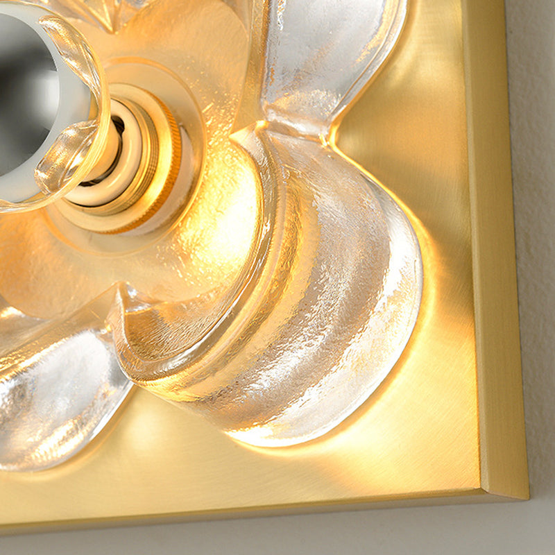 Brass Four-Leaf Clover Glass Shade 1-Light Wall Sconce Lamp