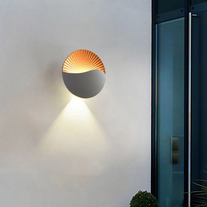 Simplicity Aluminum PC Round LED Outdoor Wall Sconce Lamp