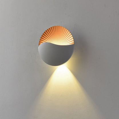 Simplicity Aluminum PC Round LED Outdoor Wall Sconce Lamp