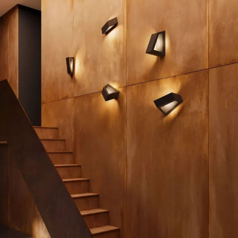 Simplicity Geometric Polygon Aluminum LED Wall Sconce Lamp