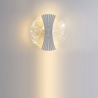 Water Geometric Square Acrylic Shade LED Wall Sconce Lamp