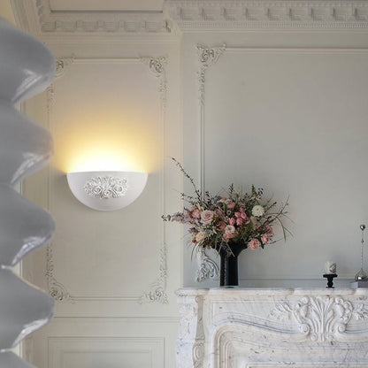 French Carved Resin Hardware 1-Light Wall Sconce Lamp