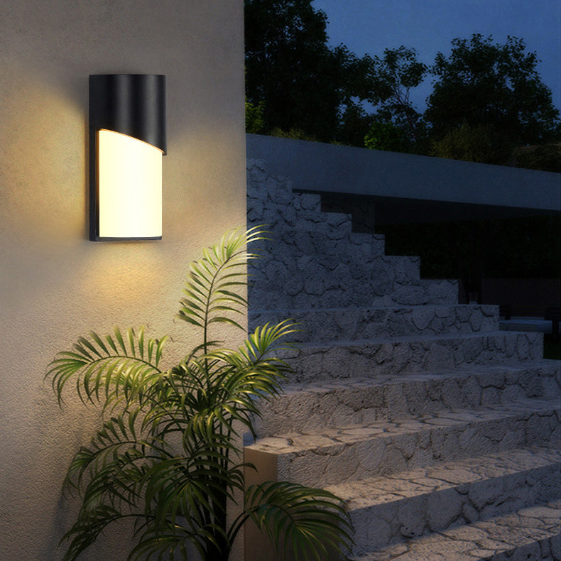 Aluminum Acrylic Semicircle LED Outdoor Wall Sconce Lamp
