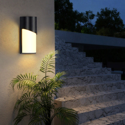 Aluminum Acrylic Semicircle LED Outdoor Wall Sconce Lamp