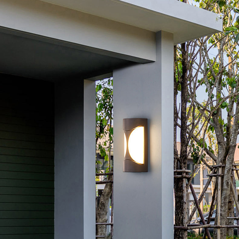 Aluminum Acrylic Semicircle LED Outdoor Wall Sconce Lamp