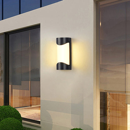 Aluminum Acrylic Semicircle LED Outdoor Wall Sconce Lamp