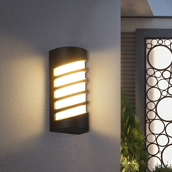 Aluminum Acrylic Semicircle LED Outdoor Wall Sconce Lamp