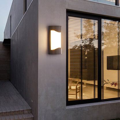 Aluminum Acrylic Semicircle LED Outdoor Wall Sconce Lamp