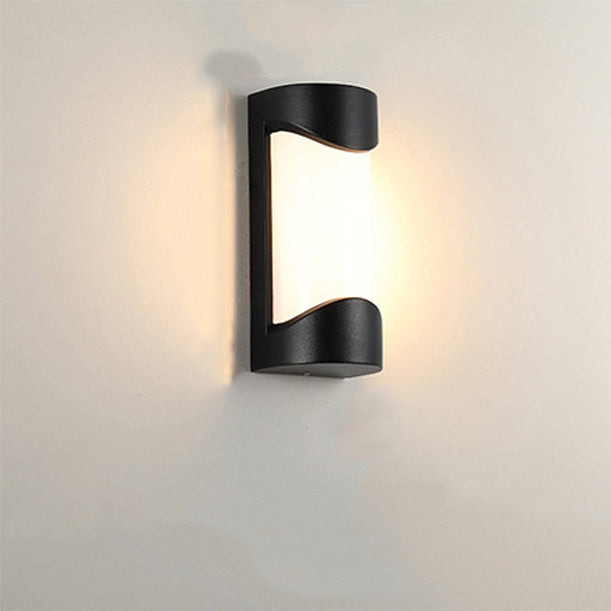 Aluminum Acrylic Semicircle LED Outdoor Wall Sconce Lamp