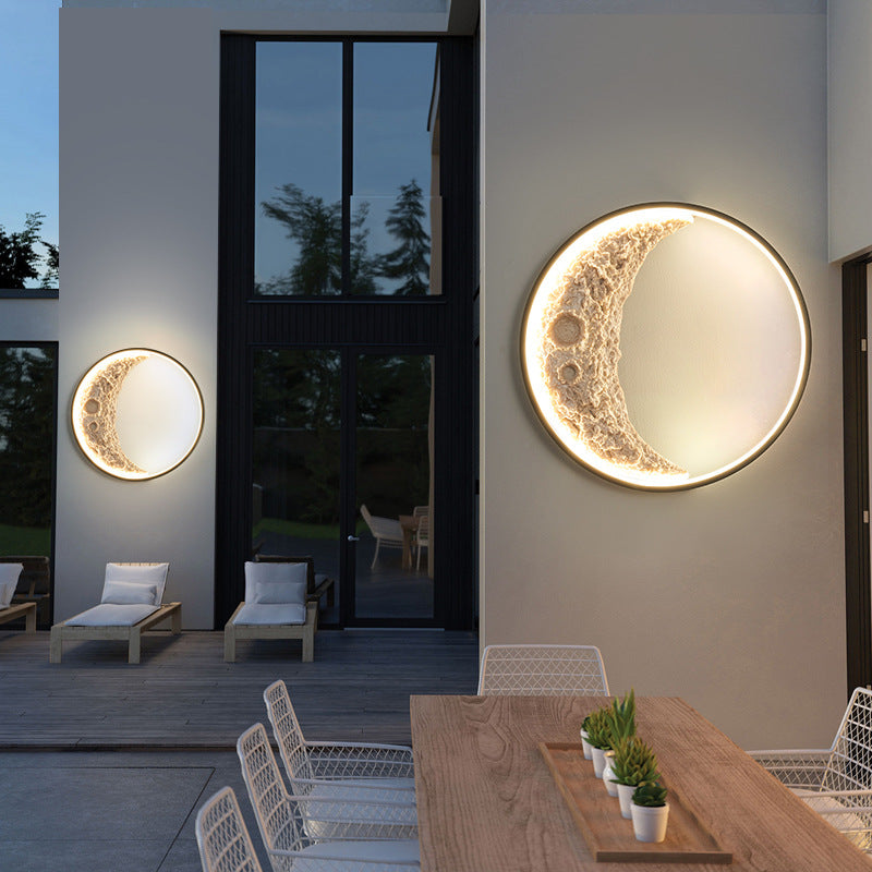 Creative Moon Hardware Resin Round LED Wall Sconce Lamp
