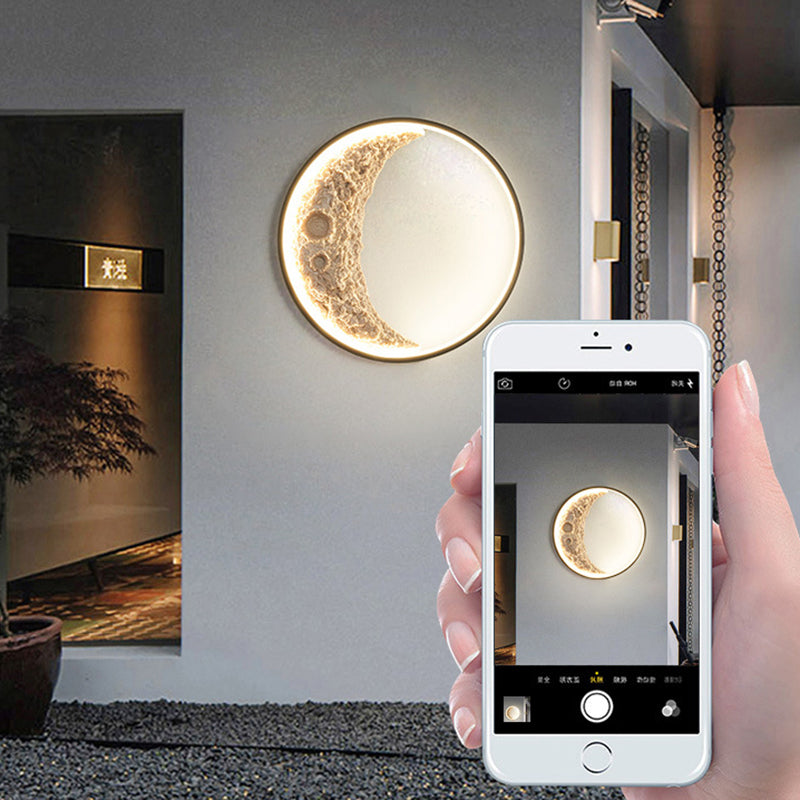 Creative Moon Hardware Resin Round LED Wall Sconce Lamp