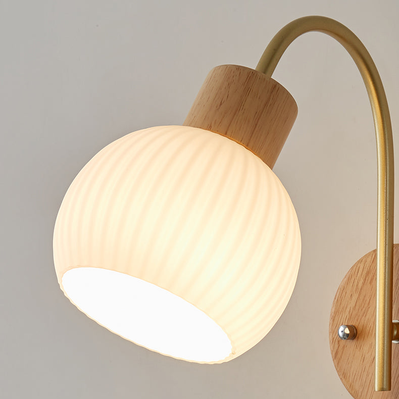 Scandinavian Molding Glass 1-Light Wall Sconce Lamp