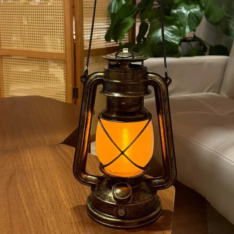 Traditional Lantern Table Lamp