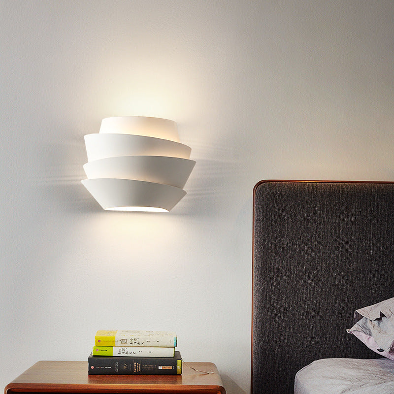 Creative Pinecone Shape Iron 2-Light Wall Sconce Lamp