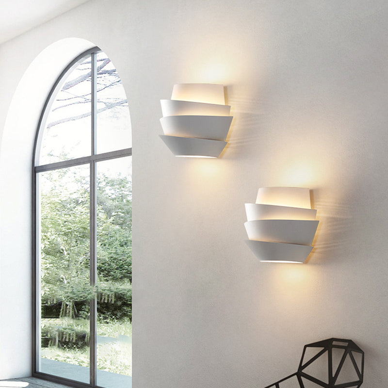 Creative Pinecone Shape Iron 2-Light Wall Sconce Lamp