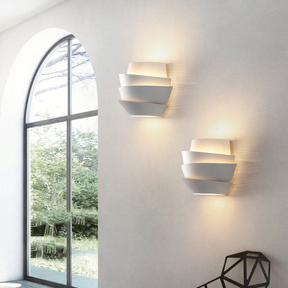 Creative Pinecone Shape Iron 2-Light Wall Sconce Lamp