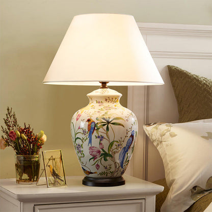 Traditional Bird Table Lamp